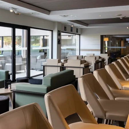 Grand Prix & Restaurant Hotel 3*