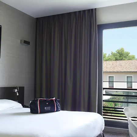 Grand Prix & Restaurant Le Castellet (Var)